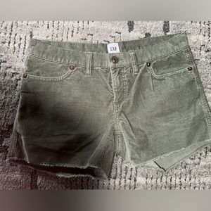 Women's 2021 Gap Corduroy Shorts Low Rise 4 Pocket Stretch Green Size 4